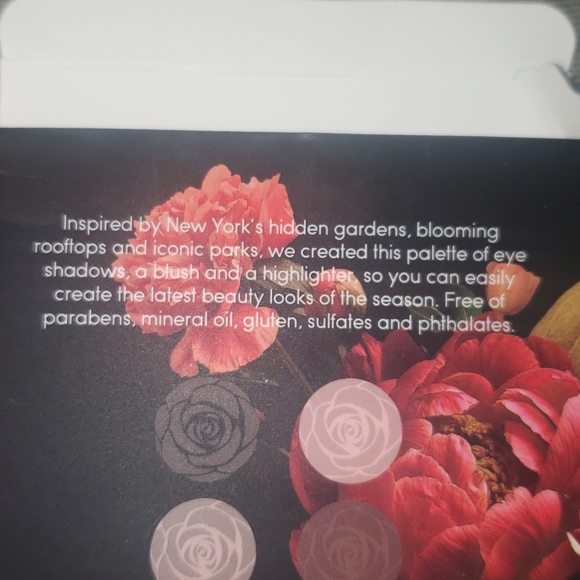 Laura Geller Face, Eye and Cheek Palette - Picture 8 of 9